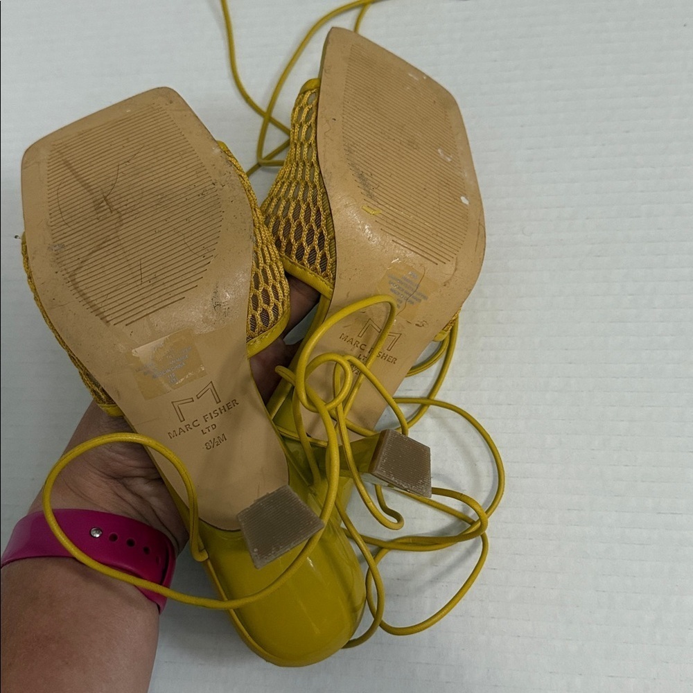 Marc Fisher LTD - Dallyn Heeled Sandal - Gold/Yellow - Size 8.5 - Good Condition - Picture 10 of 10
